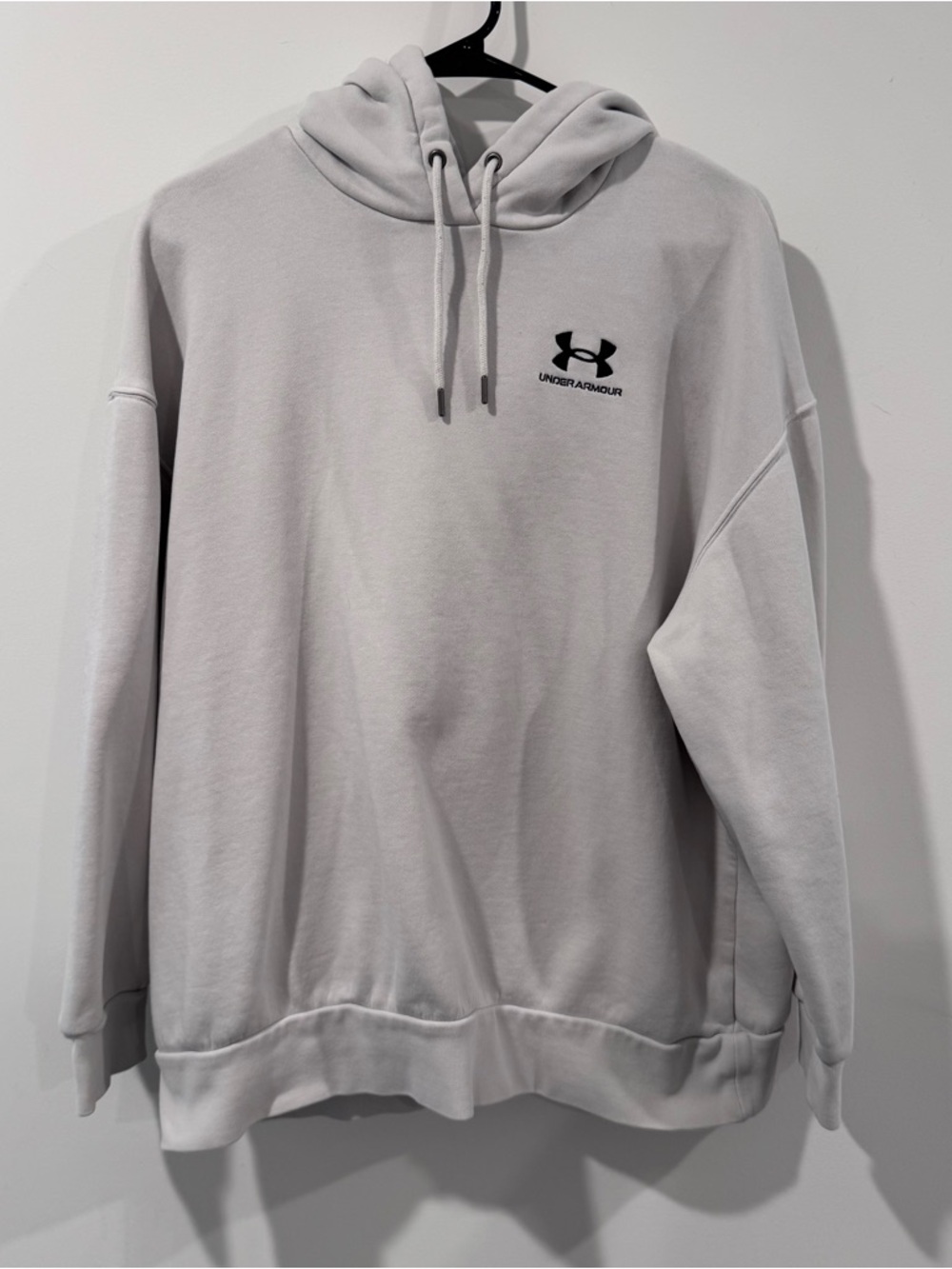 Under Armour Women’s Clay Off White Gray Pullover Hoodie with Black Logo